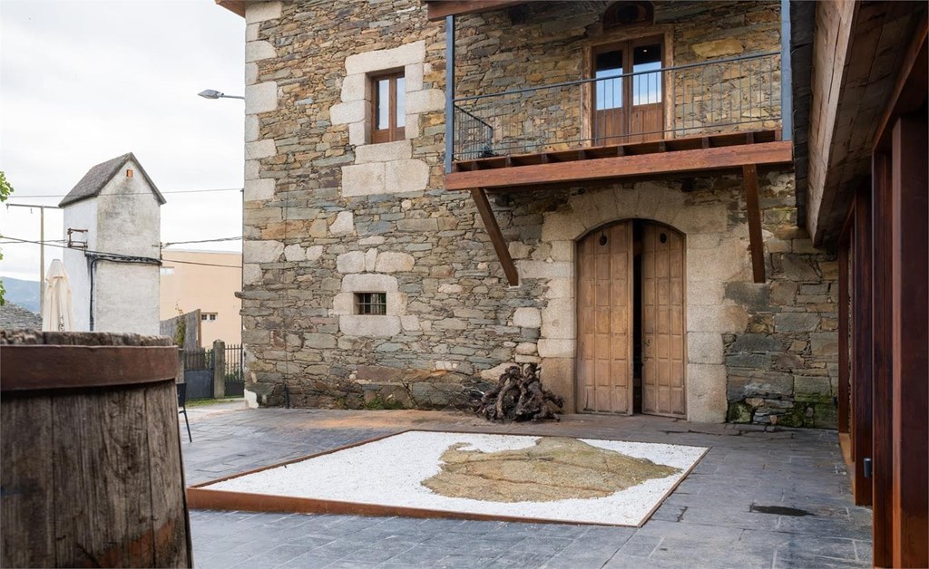 ¿Buscas una escapada auténtica? Descubre la magia de nuestra pensión rural en Ourense