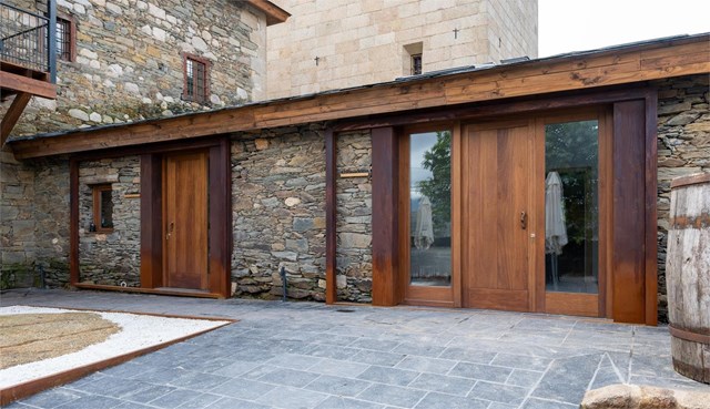 Duerme junto al sendero: alojamiento rural para rutas de senderismo en Ourense - Imagen 2