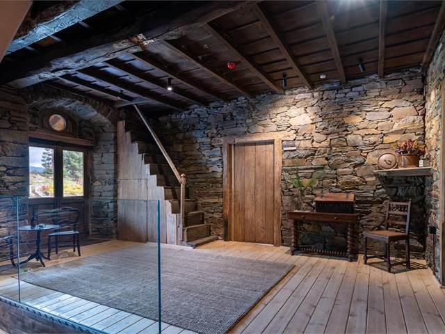 Discover the different accommodation options at our guesthouse in Ourense