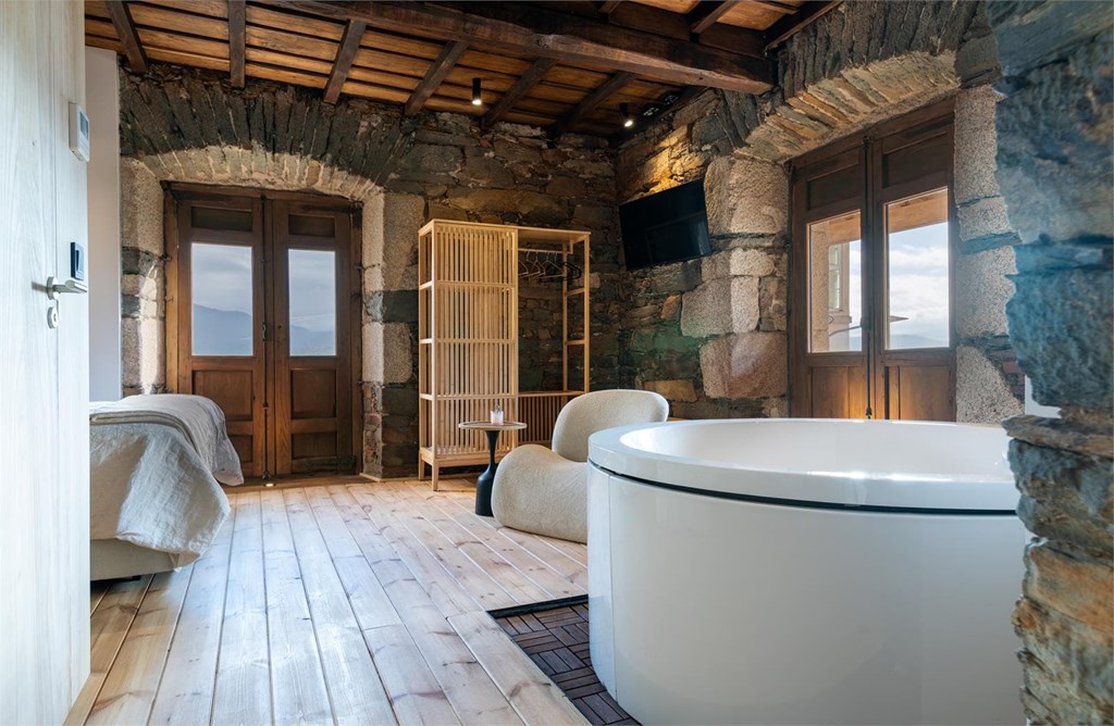 What are the apartments in our guesthouse like?