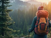 Explora los alrededores de nuestra pensión rural: Rutas de senderismo y más